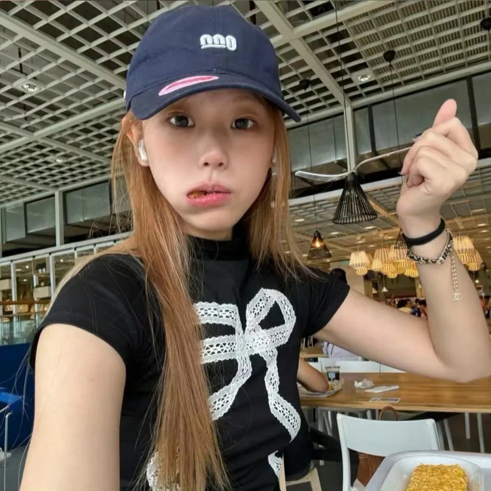 女儿身暴露，王爷他沦陷了